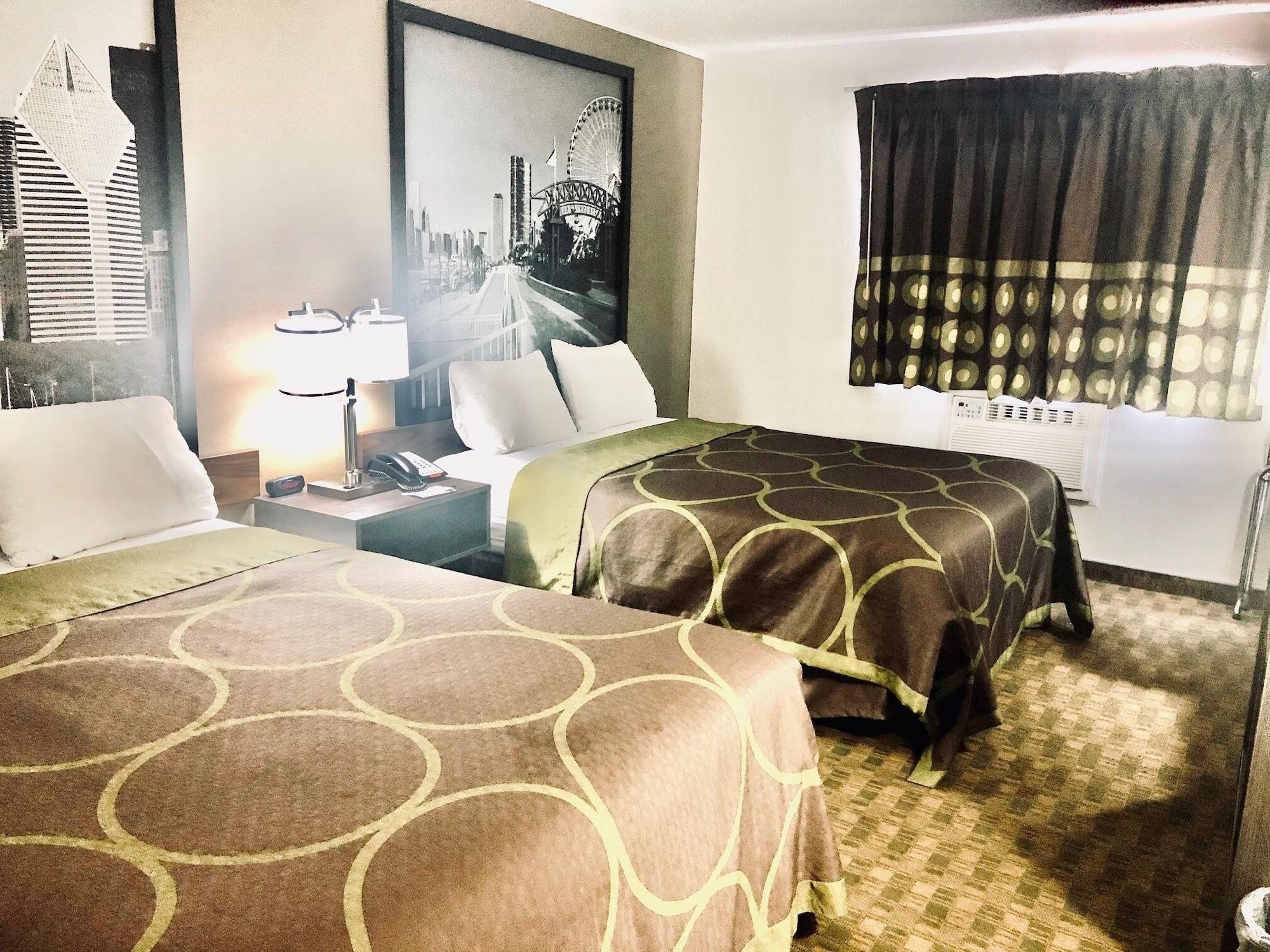 ซูเปอร์ 8 บาย วินด์แฮม เปรู สตาร์ฟ ร็อก สเตท พาร์ค Hotel Peru ภายนอก รูปภาพ